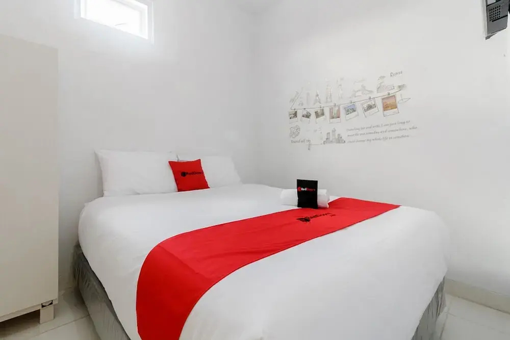 Foto - RedDoorz Plus near Taman Rasuna Menteng
