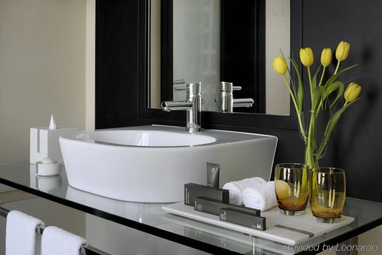 Photo - Mövenpick Hotel Jumeirah Lakes Towers Dubai