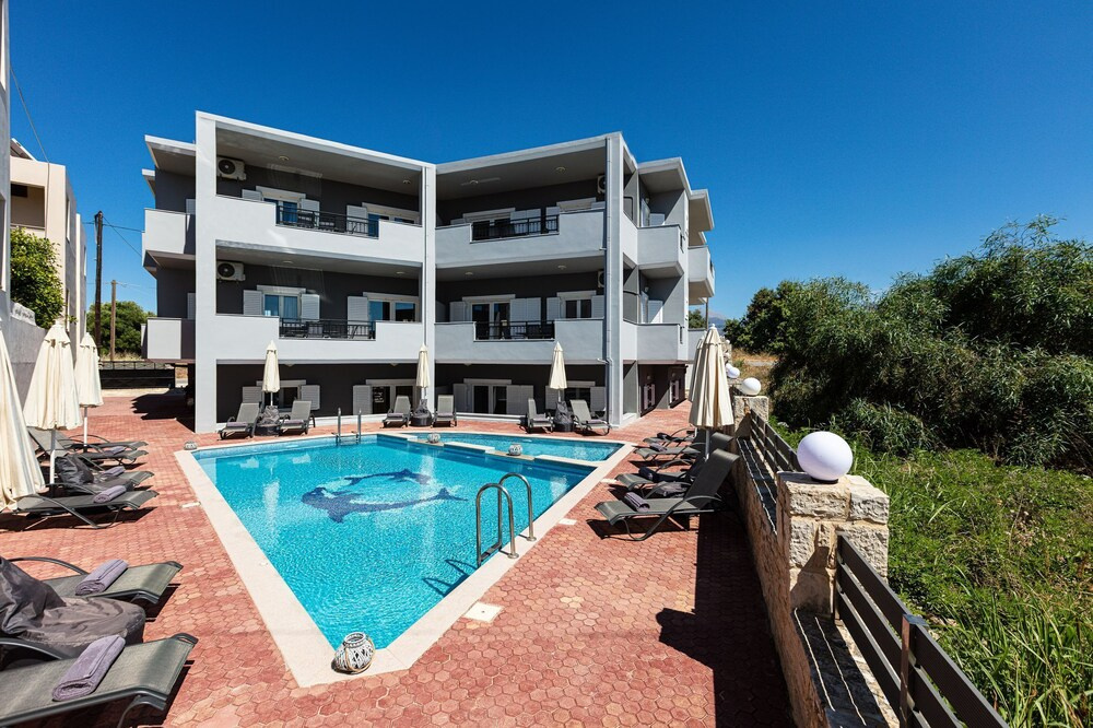 Photo - Helena's Aparthotel