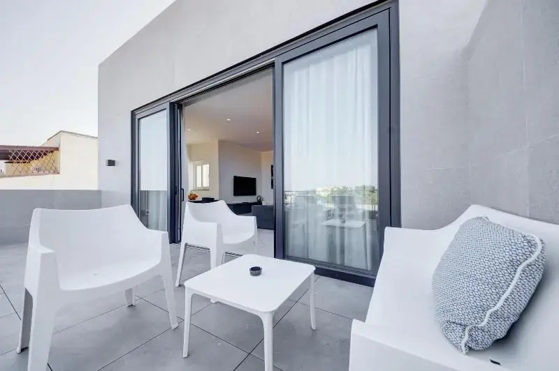 Photo - Mayfair by Premier Suites MT
