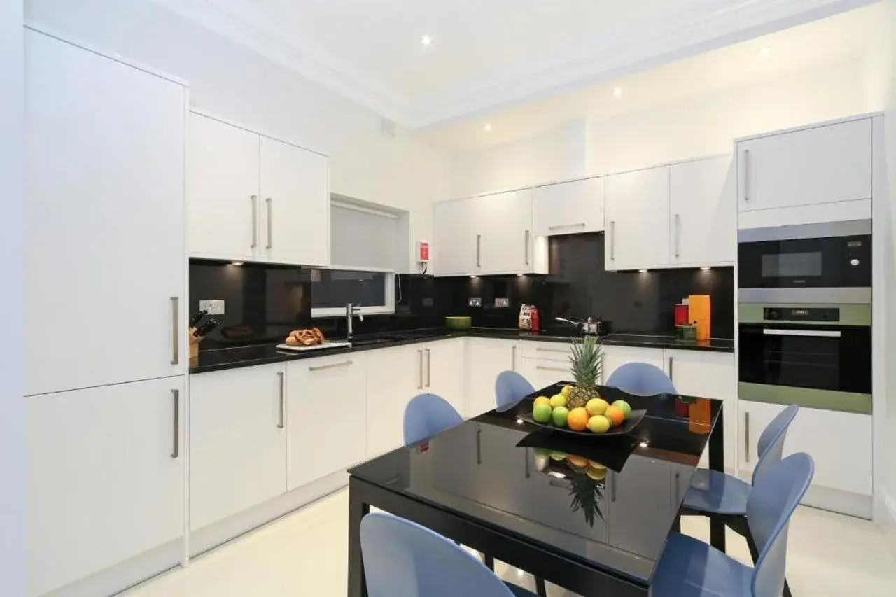 Foto - Queensgate Court Apartments