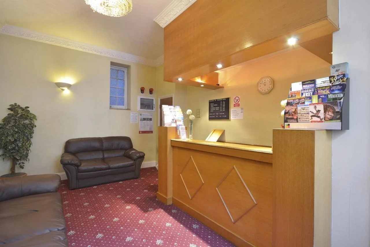 Photo - Seymour Hotel