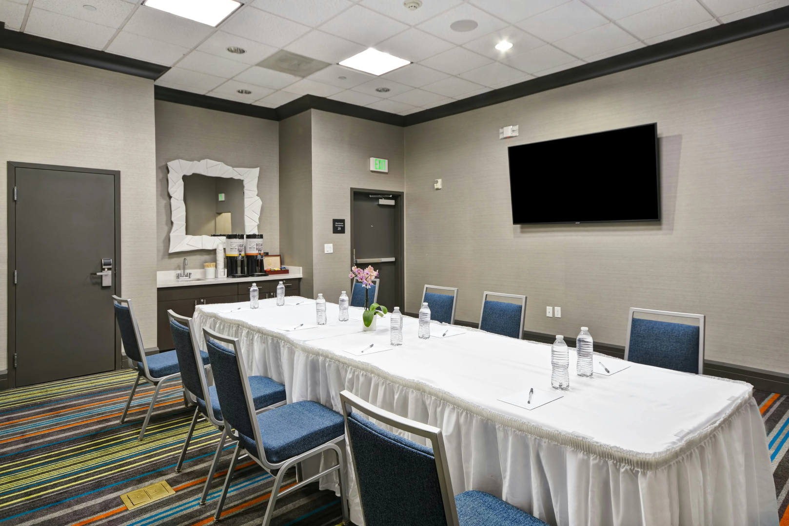 Photo - Hampton Inn & Suites Los Angeles Burbank Airport