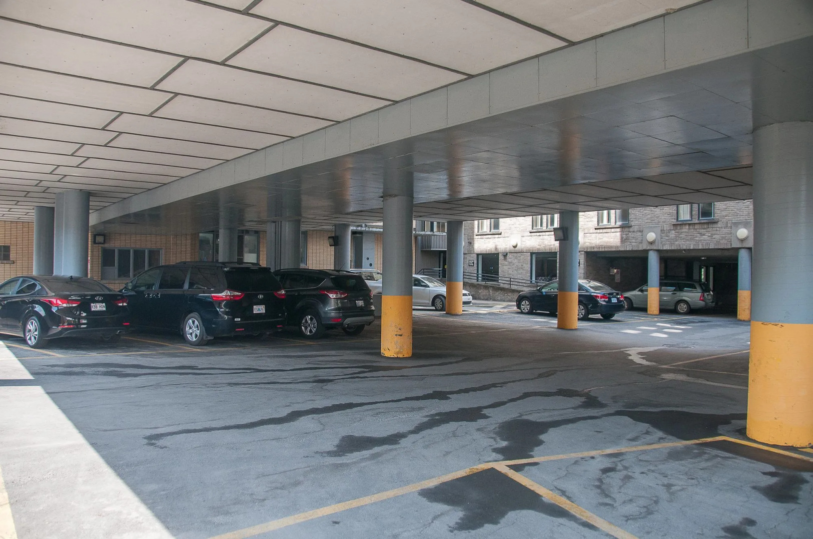 Photo - Empire Suites