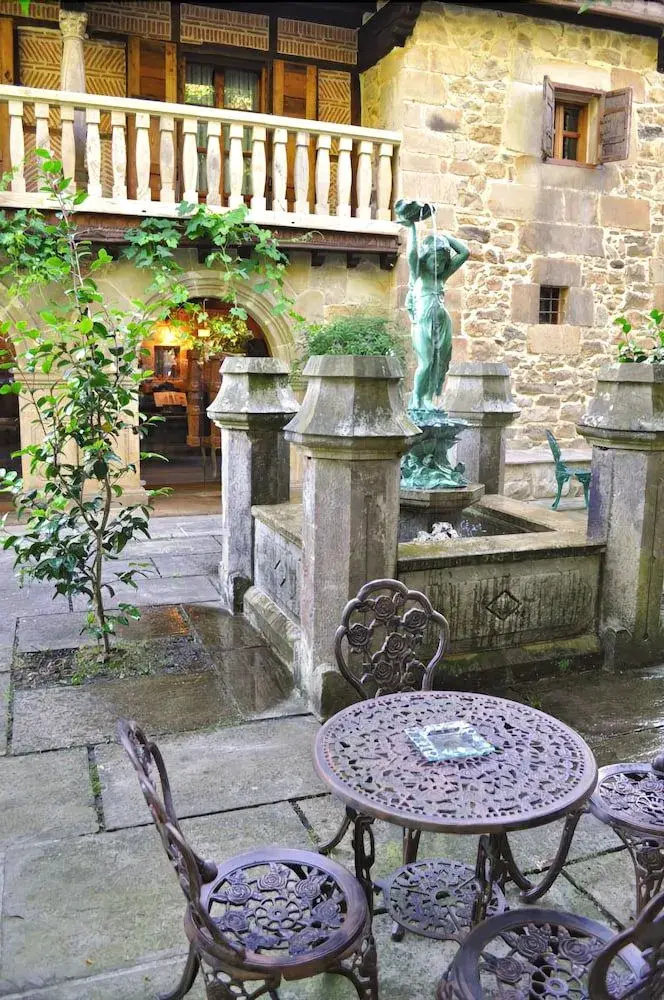 Photo - Hotel Palacio de Trasvilla