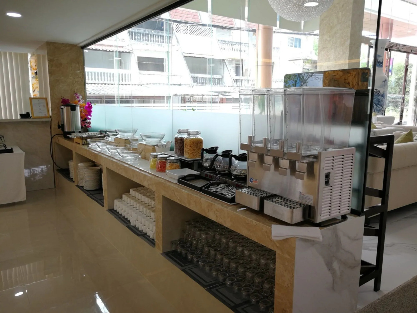 Photo - Golden Jomtien Beach Hotel