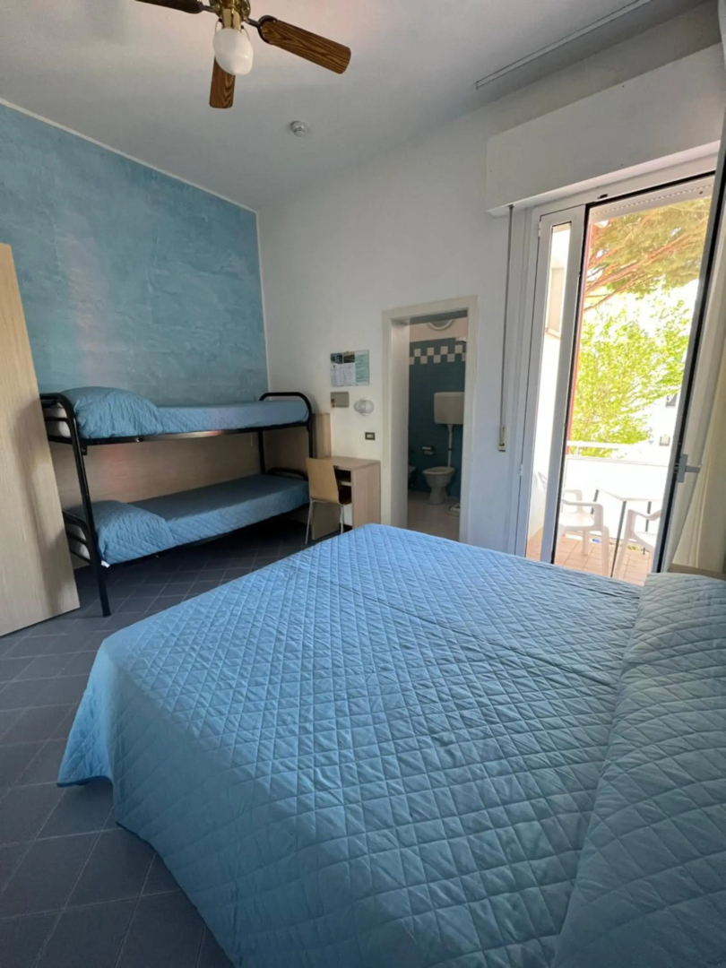 Foto - Hotel Villa dei Fiori - sul mare con piscina