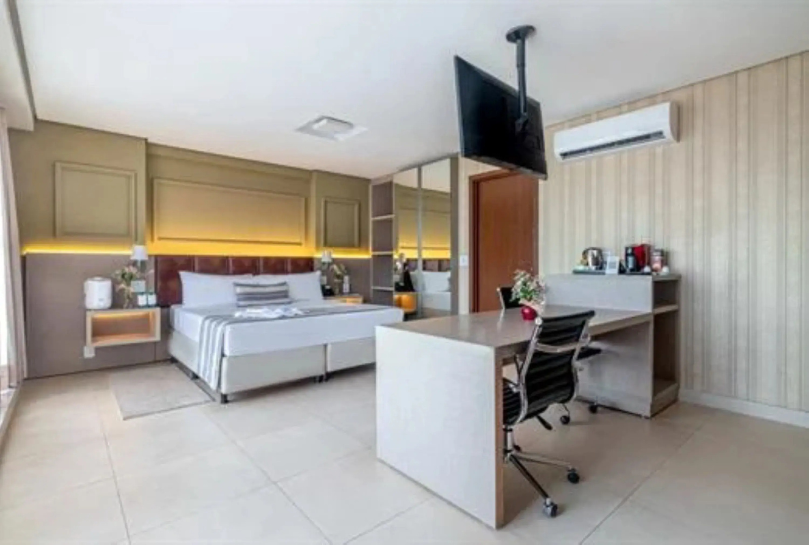 Foto - Hplus Premium Palmas