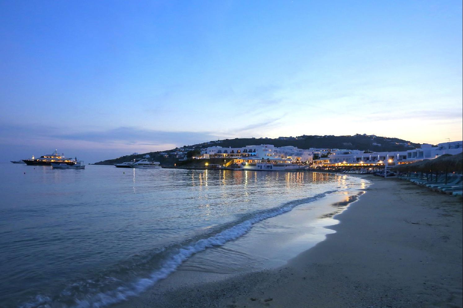 Photo - Mykonos Dove Beachfront Hotel