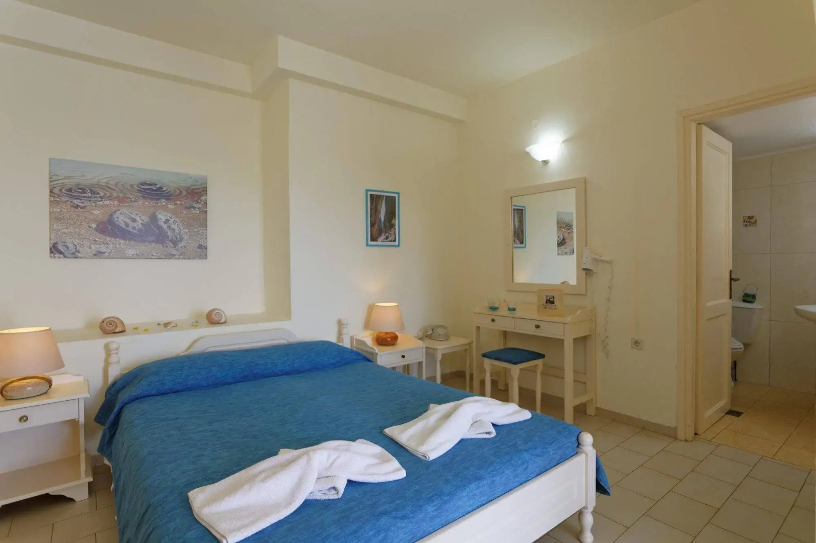 Photo - Alianthos Suites