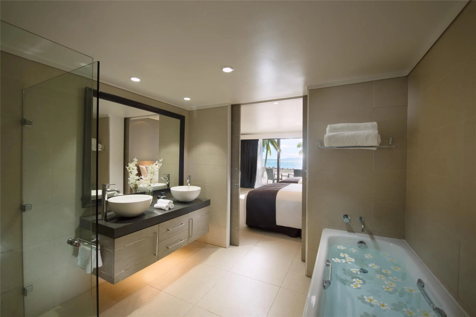 Foto - DoubleTree Resort by Hilton Hotel Fiji - Sonaisali Island
