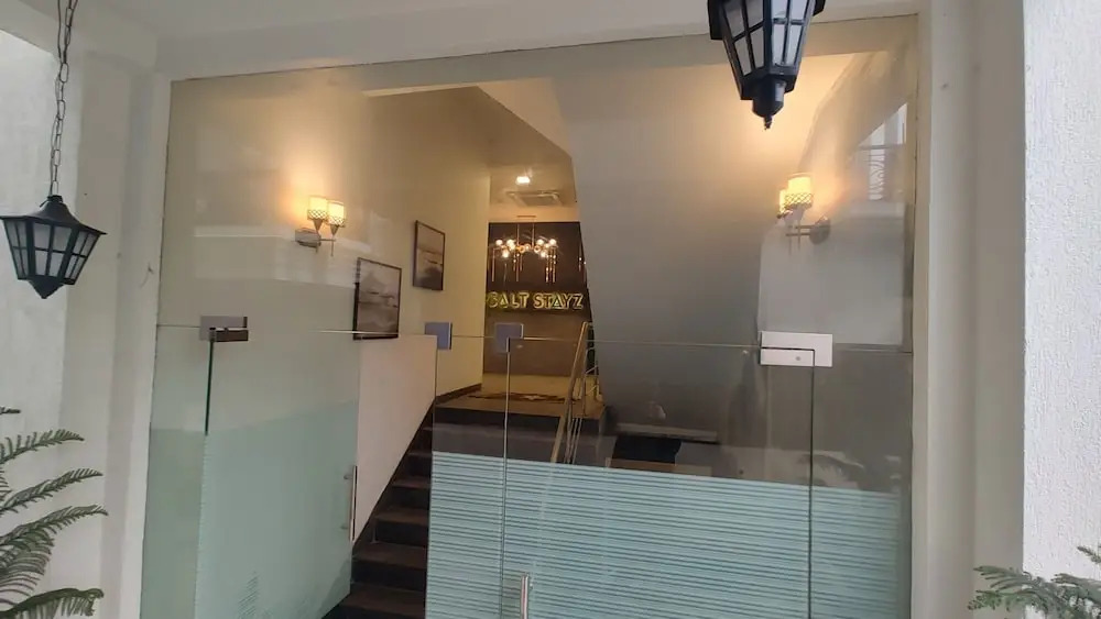 Photo - Saltstayz Select - Nehru Place & New Friends Colony