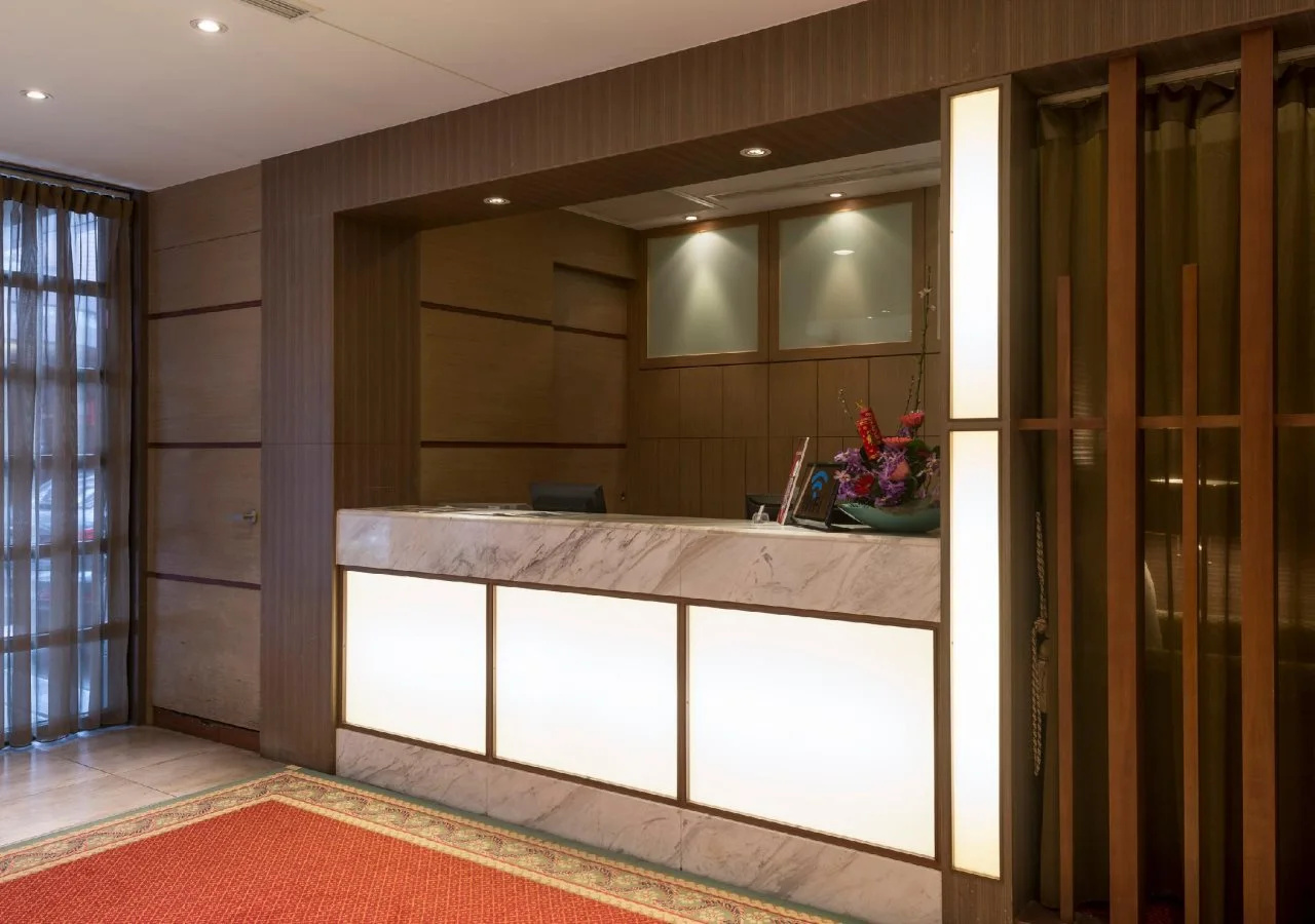 Photo - Erin Hotel