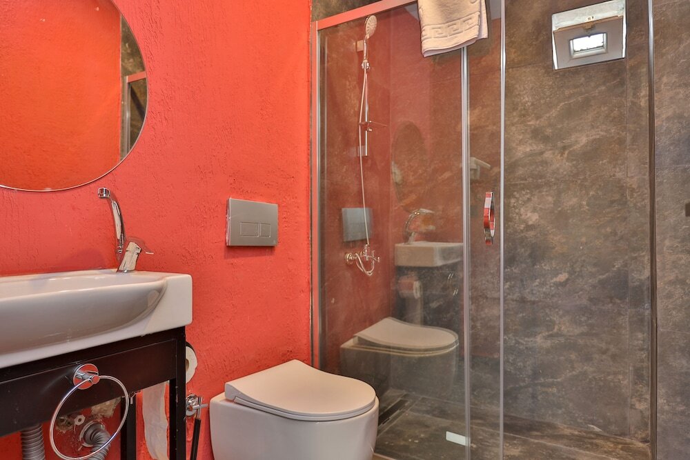 Photo - Wolf Of The City Hotel & Spa