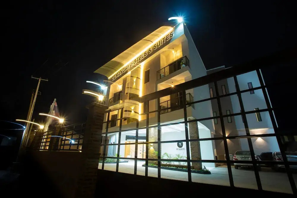 De Manchy hotels & suites — фото 1