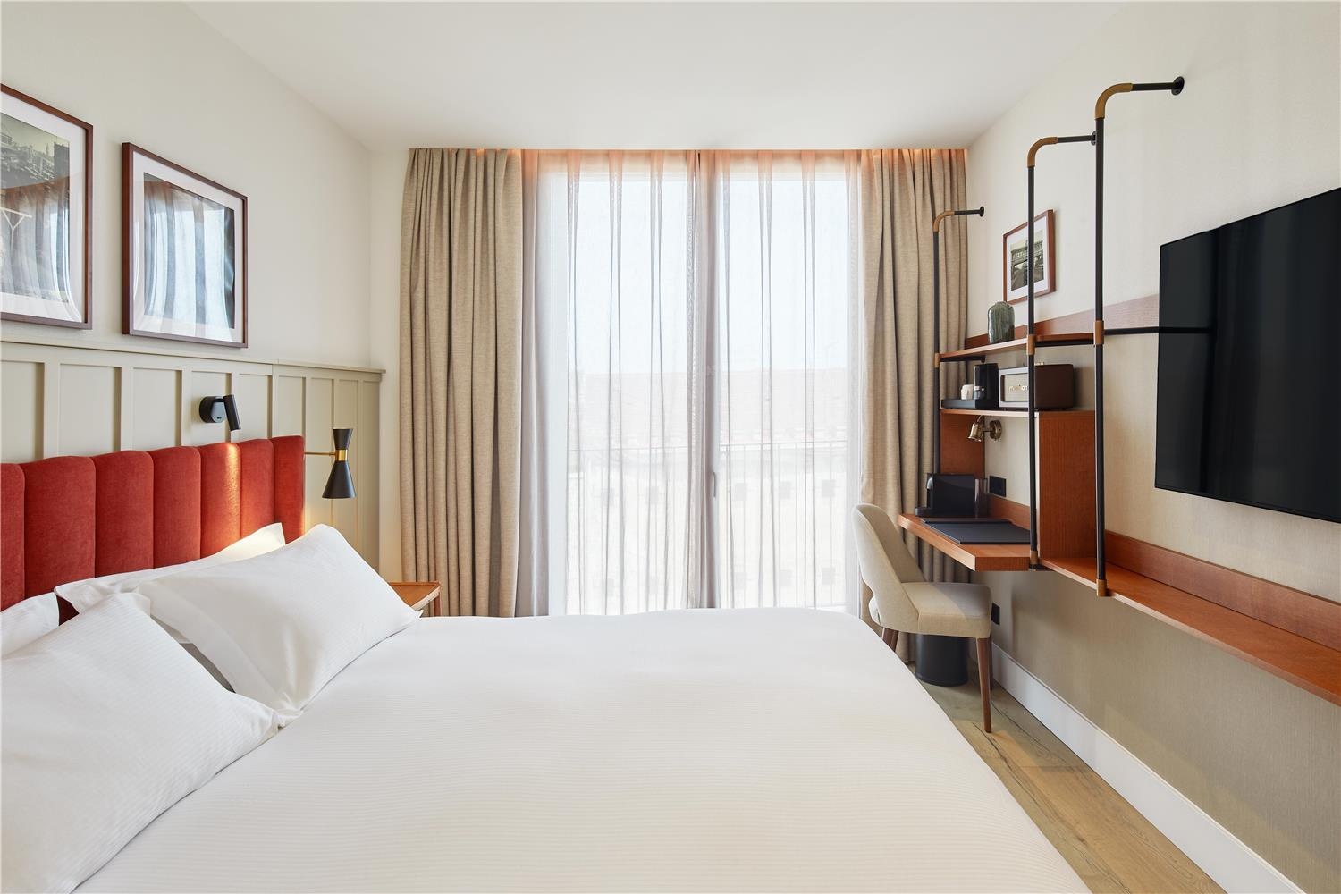 Photo - Via Sants Hotel Barcelona, Tapestry Collection by Hilton