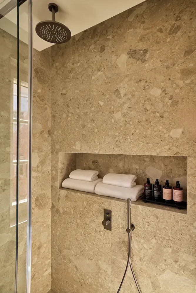 Photo - The Calliston