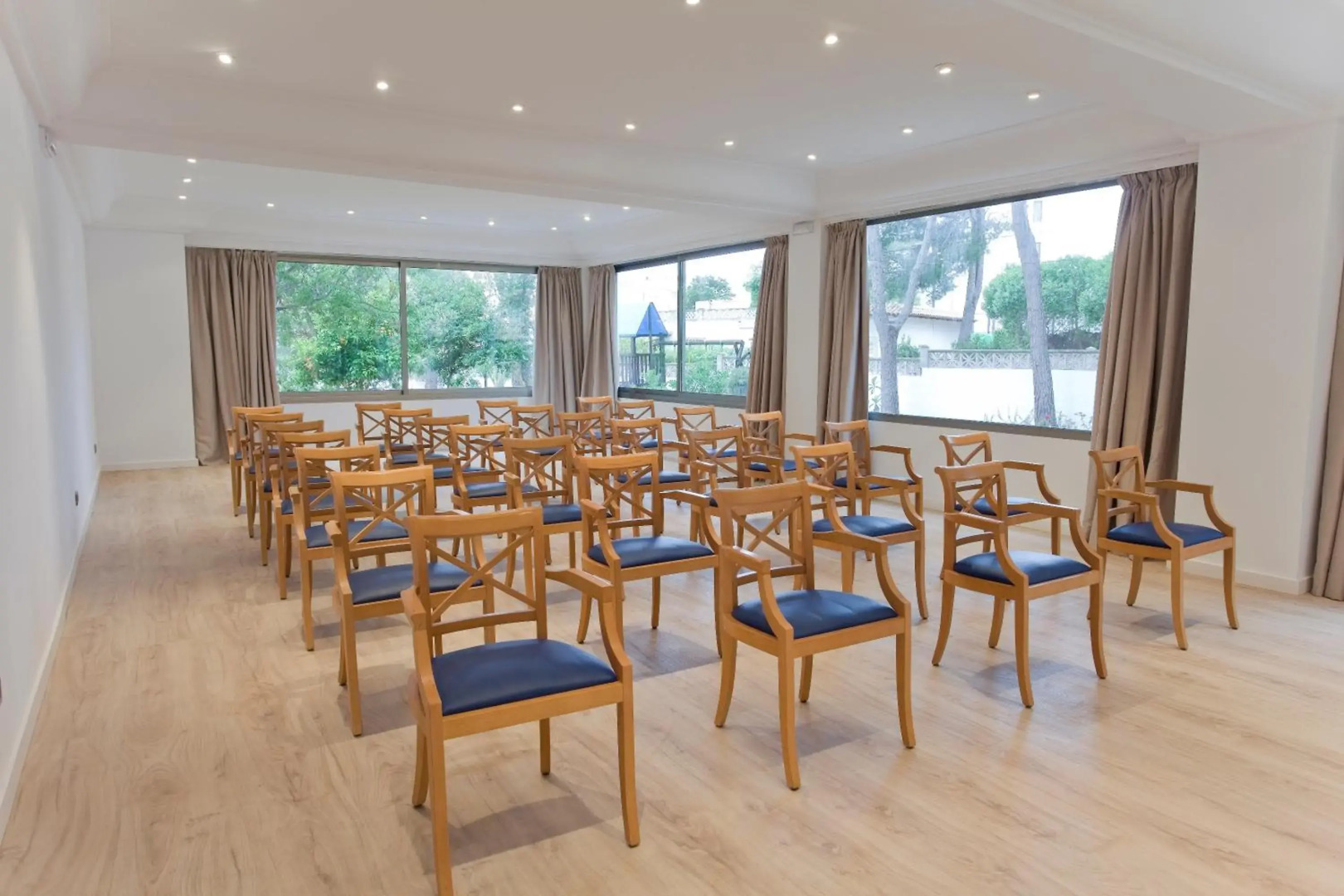 Photo - Petit Garden Hotel by Flacalco