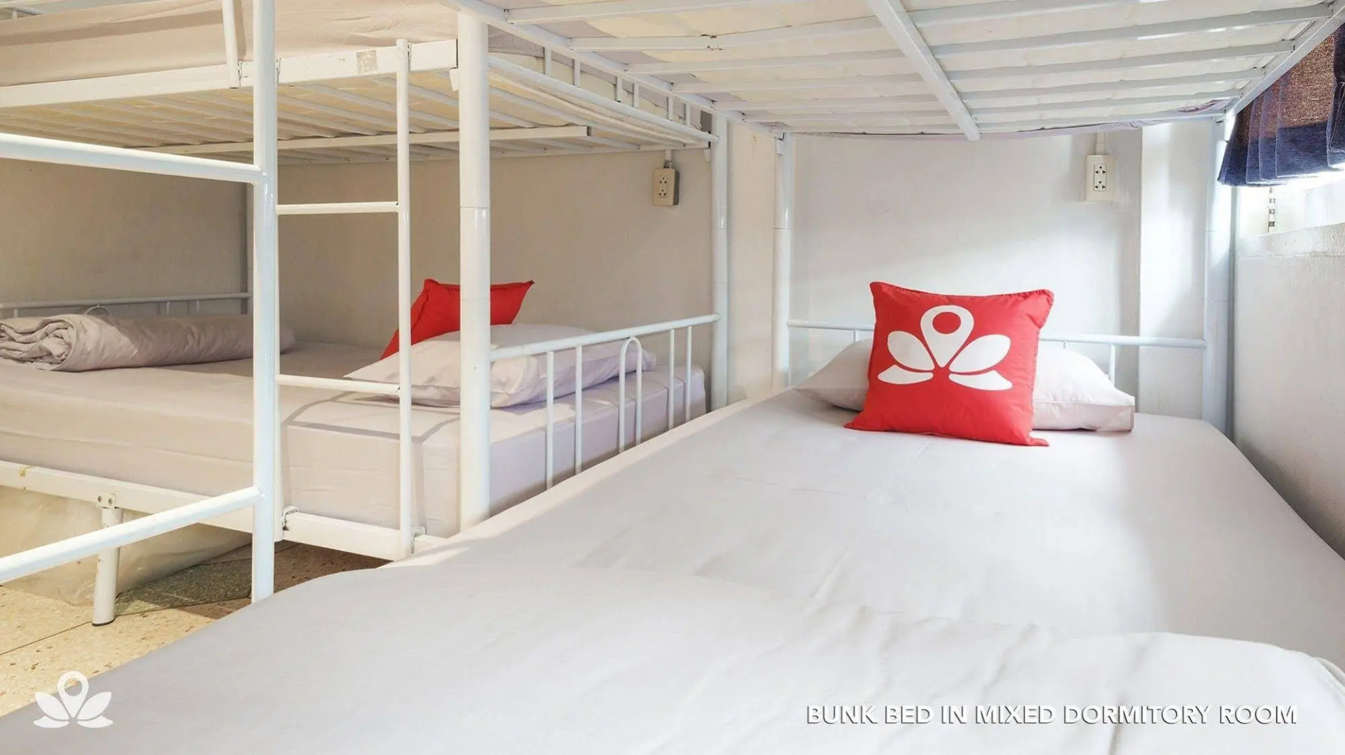 Photo - Bangkok Hub Hostel