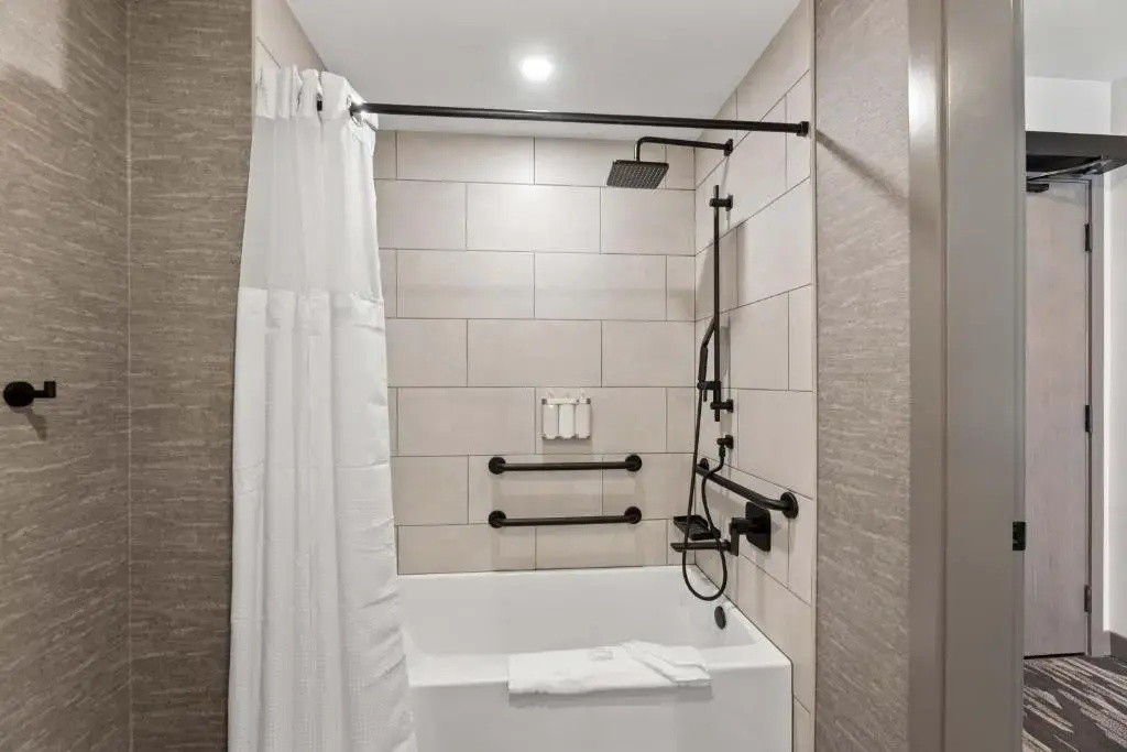 Photo - Sandman Signature Dallas Las Colinas Hotel & Suites