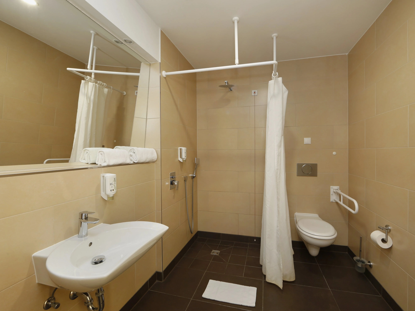 Photo - B&B HOTEL Berlin-Adlershof