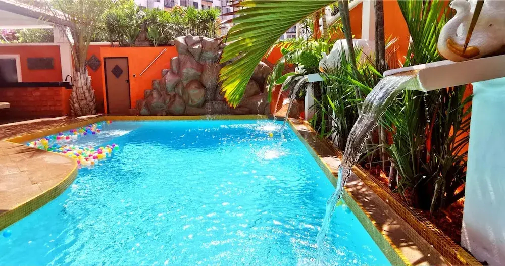Foto - TUCHELAND Luxury Pool Villa Pattaya Walking Street