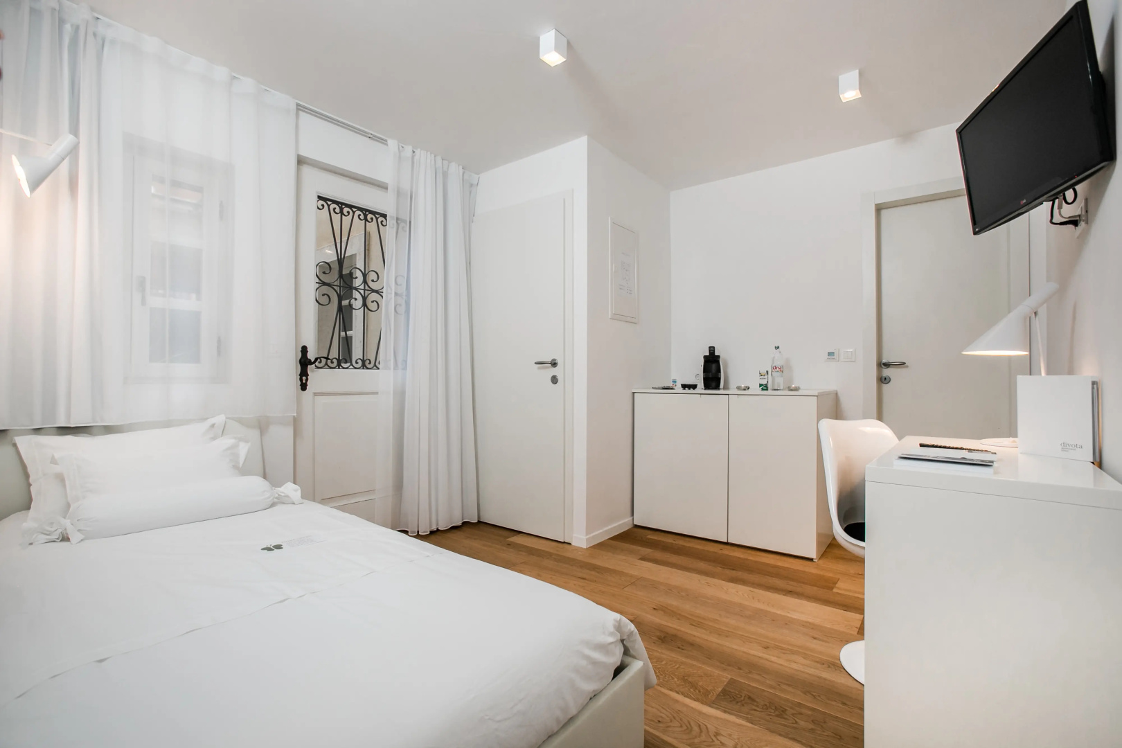 Photo - Divota Apartment Hotel