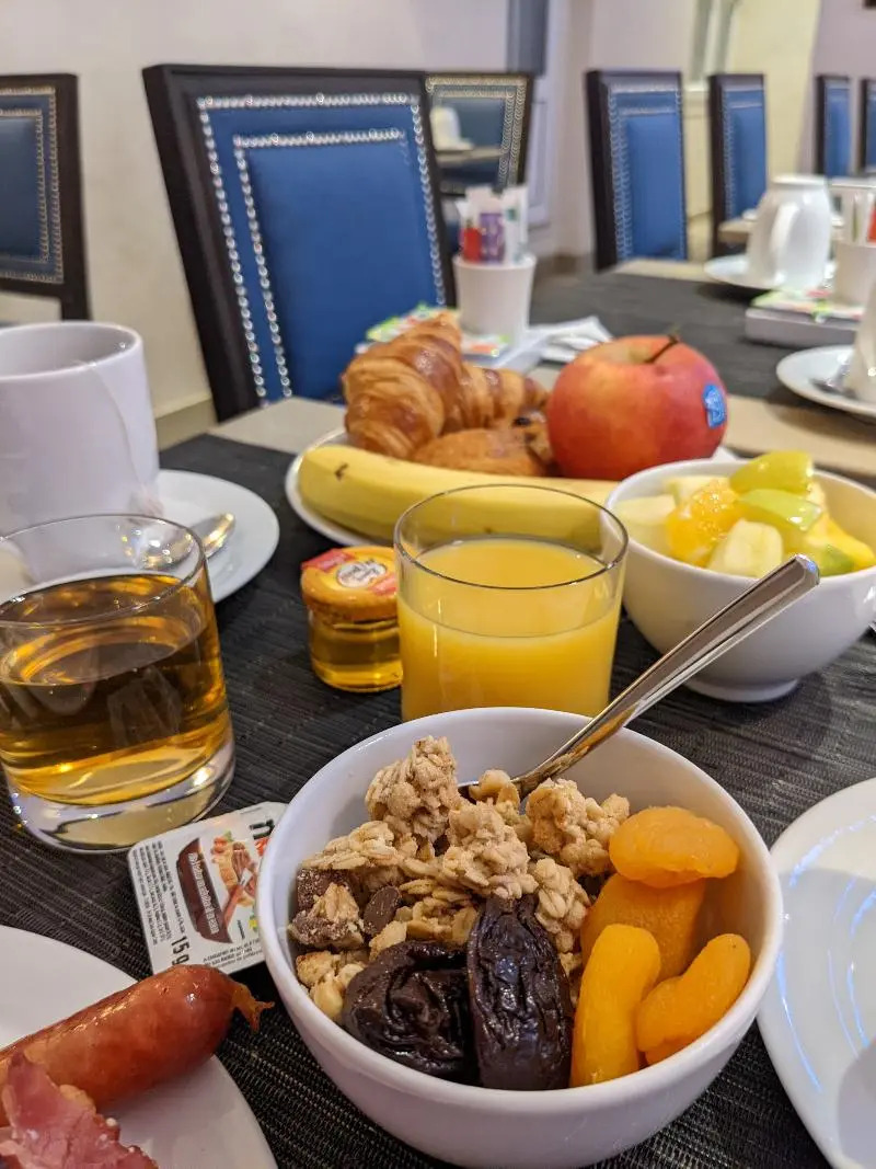 Photo - Magda Champs Elysées