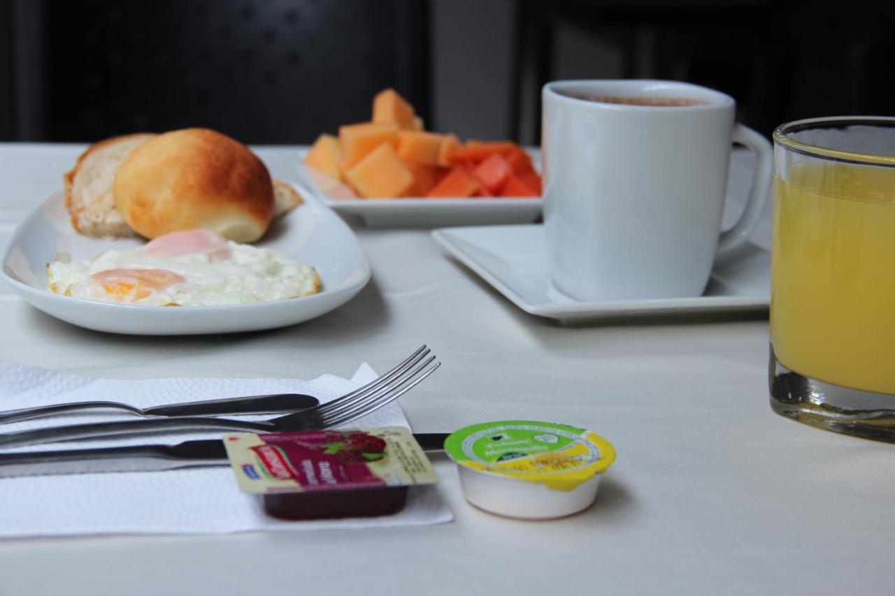 Photo - Hotel Castellana 100