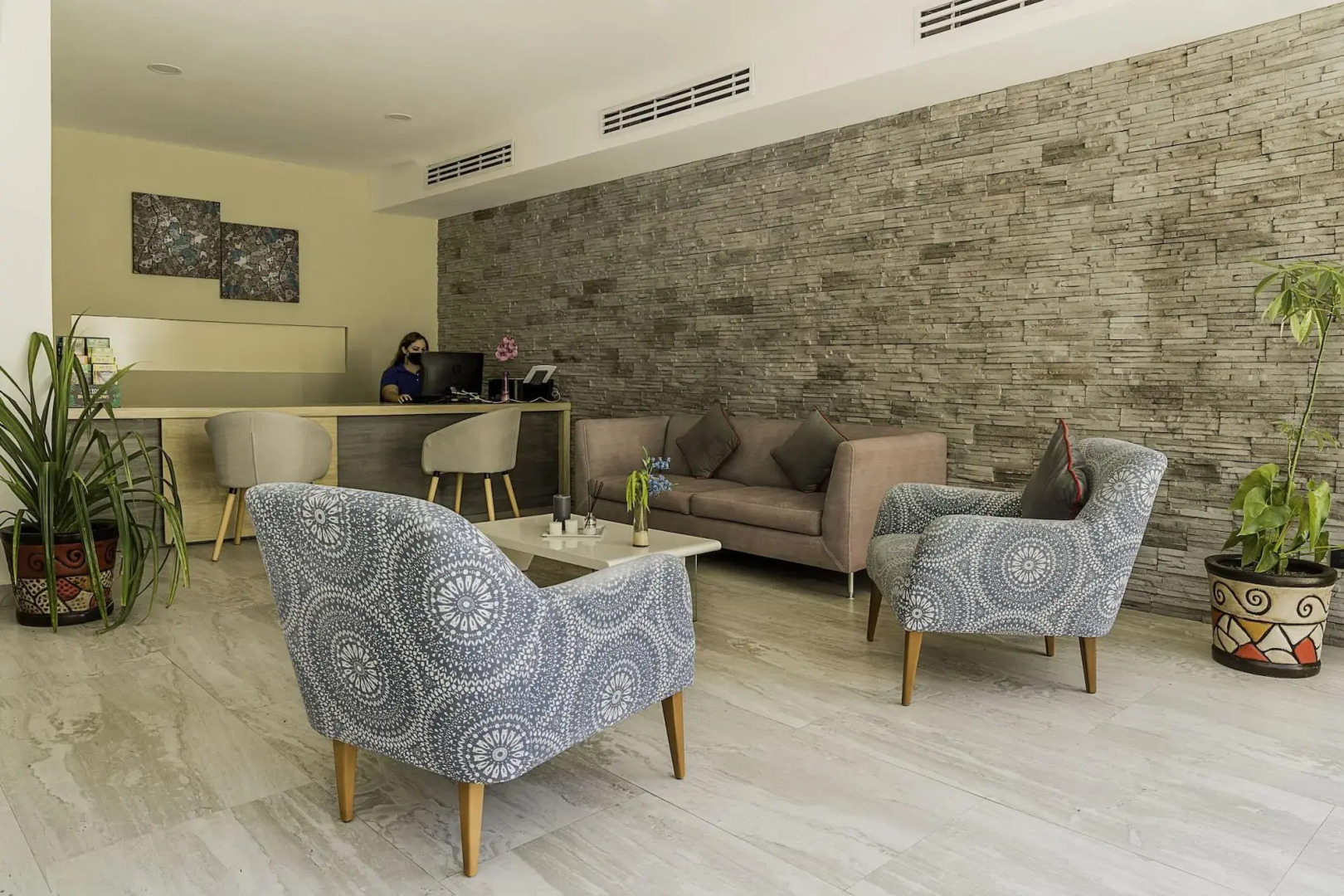 Photo - Illusion Xpress I Attraction Hotel Deluxe