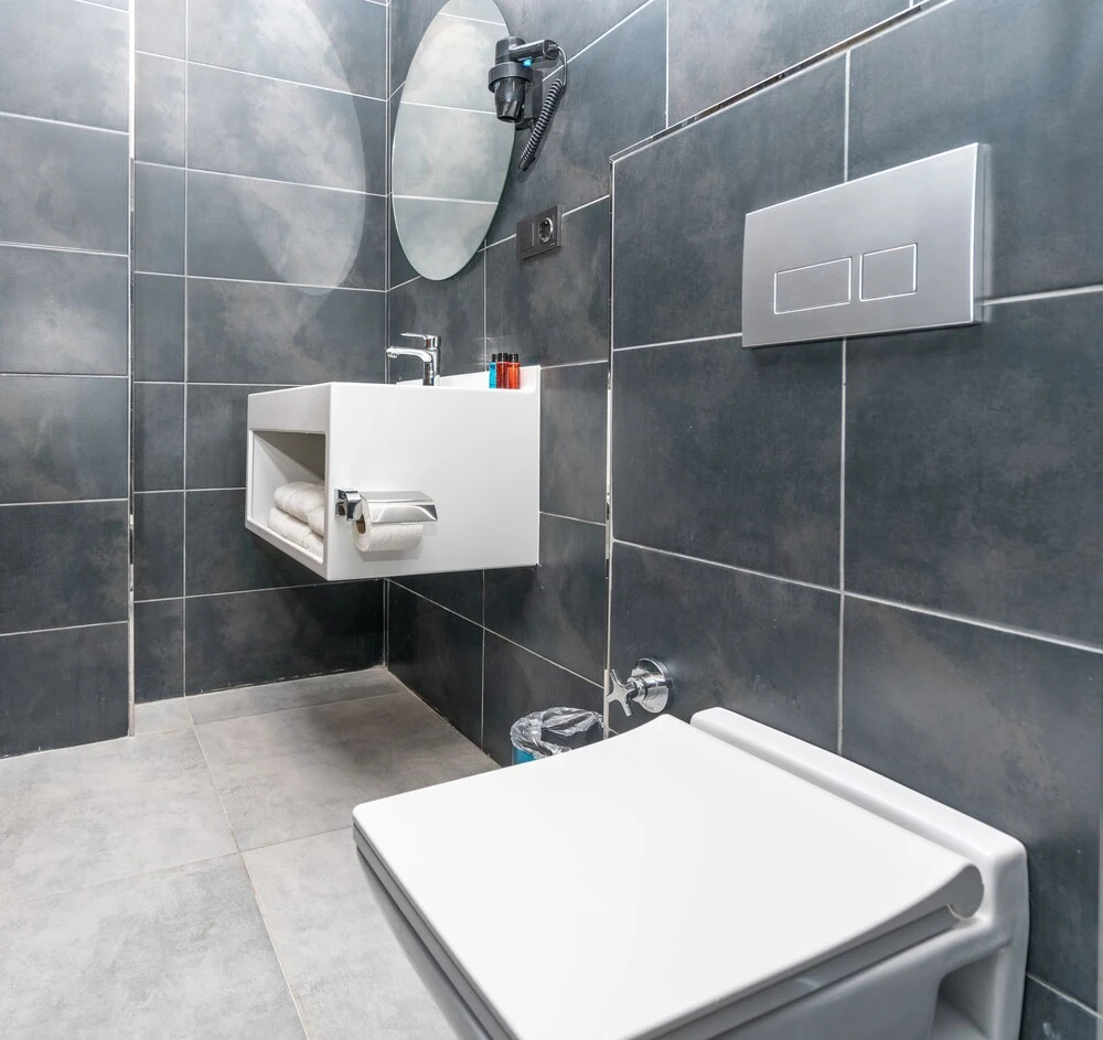 Photo - Center Suite