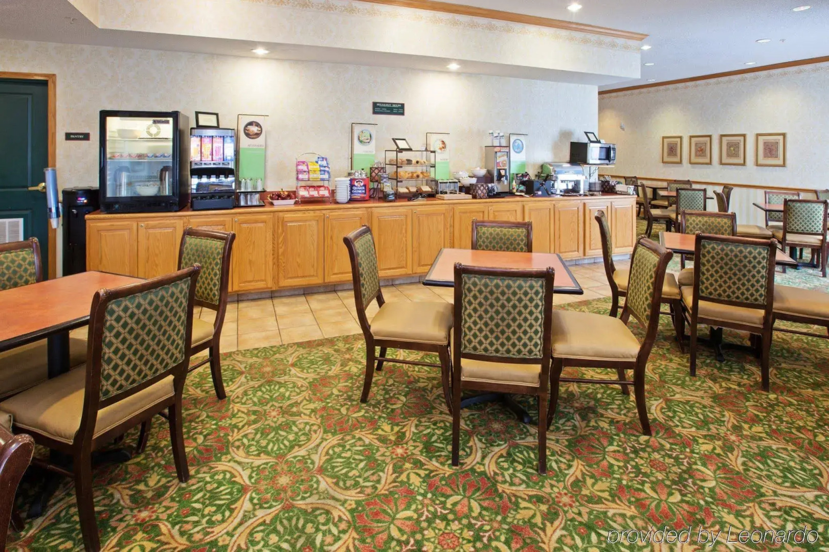 Photo - Country Inn & Suites by Radisson, Indianapolis Airport South, IN