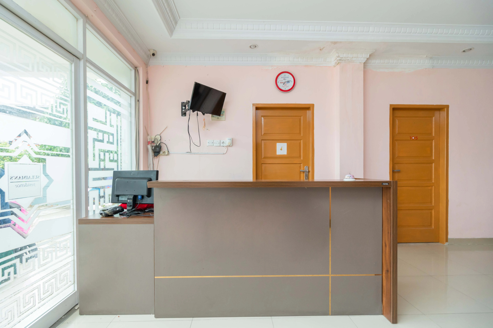 RedDoorz Syariah near Transmart Padang