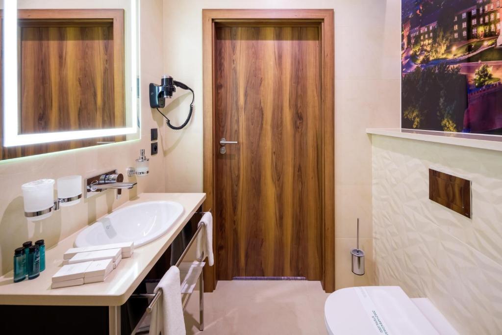 Photo - Sky Hotel Kraków