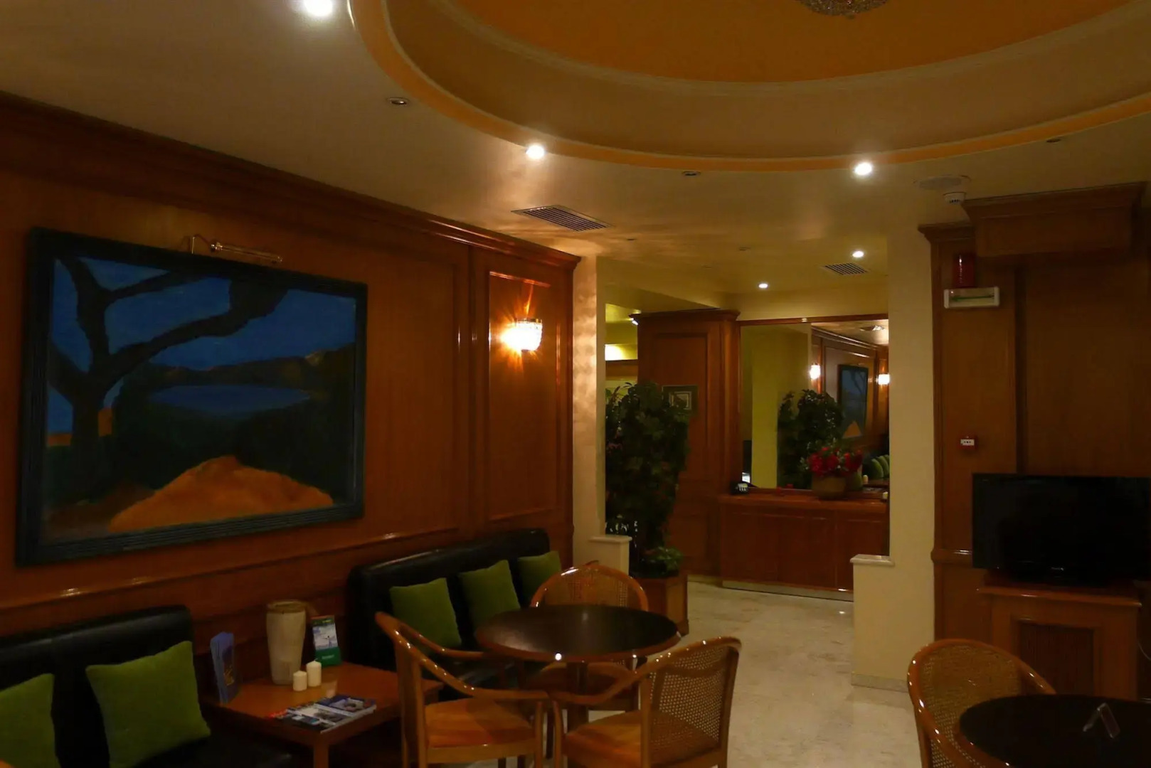 Photo - Victory Inn Hotel