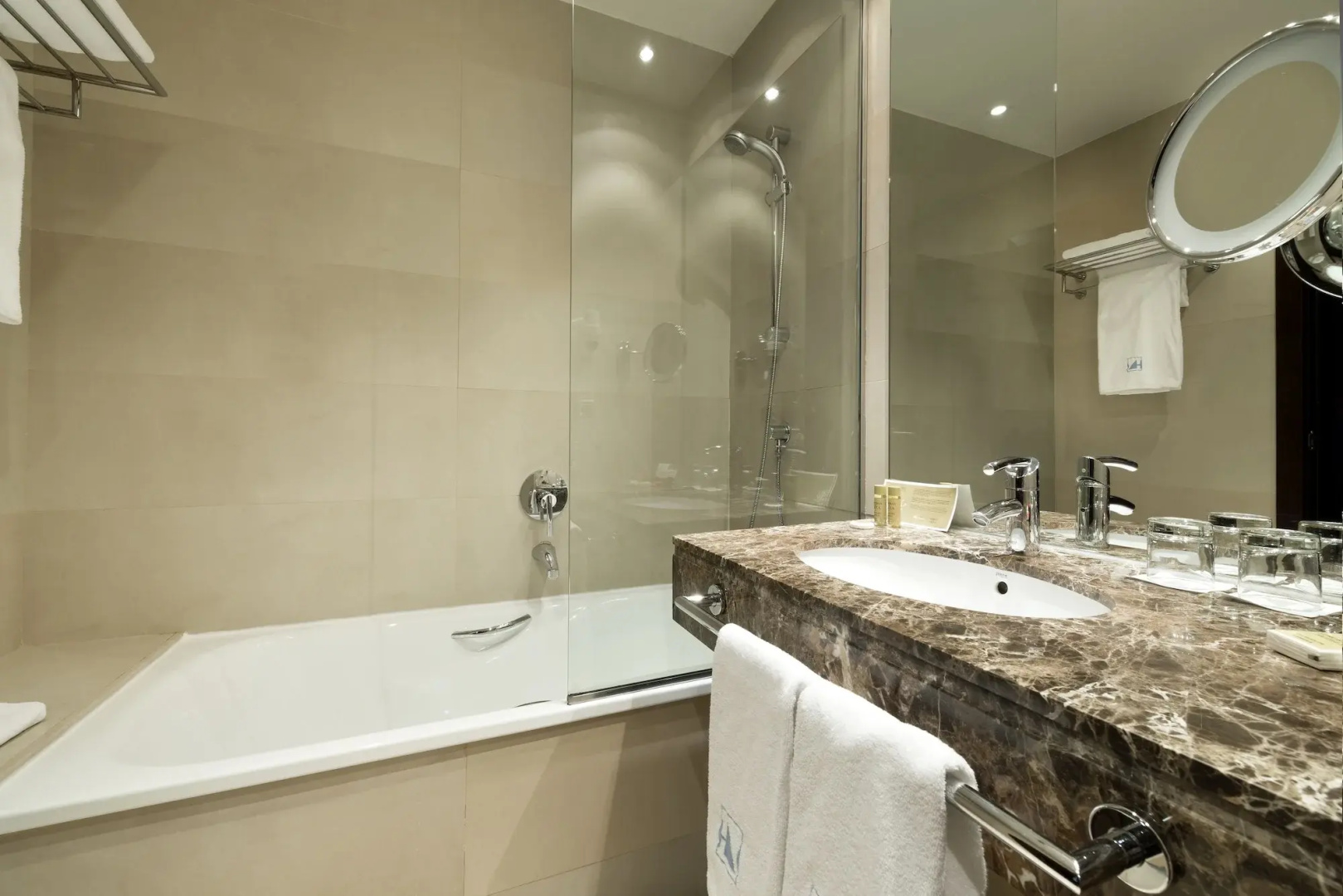 Photo - Eurostars i-Hotel