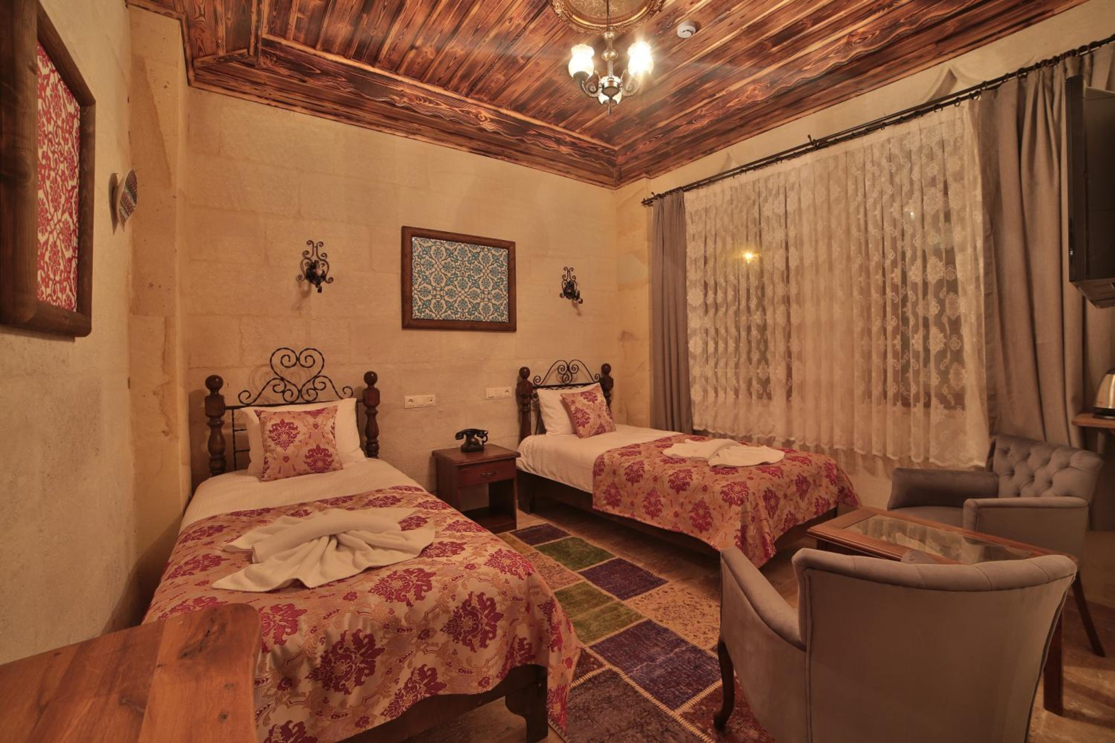 Foto - Caravanserai Inn Hotel