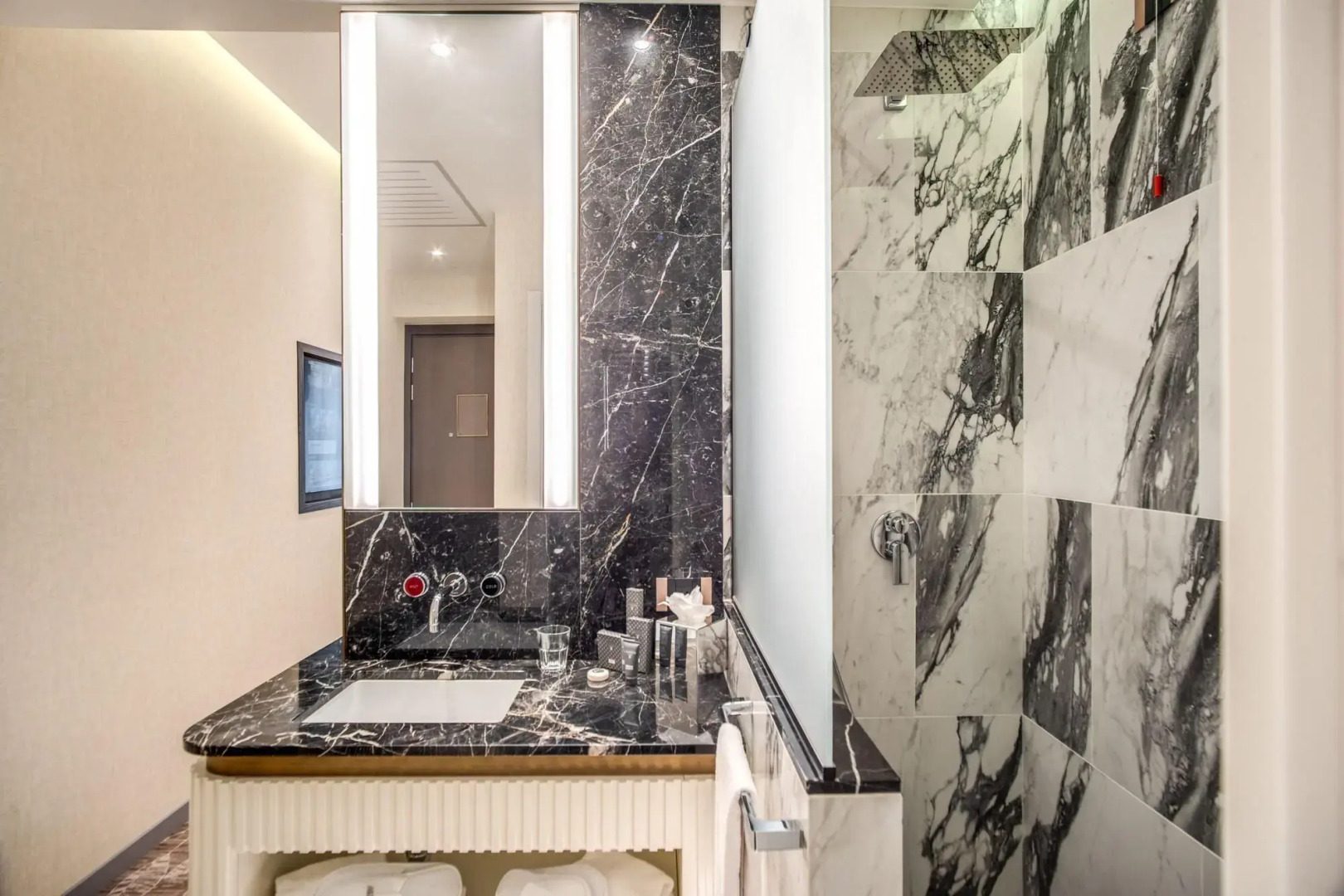 Photo - CC Palace Hotel