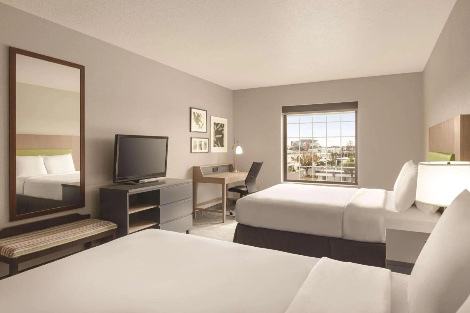 Photo - Country Inn & Suites by Radisson, RJ Stadium - Tampa Airport East