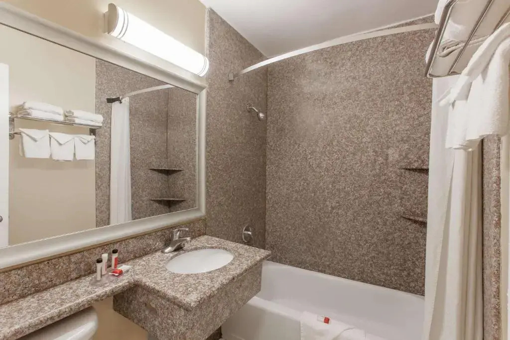 Photo - Travelodge by Wyndham San Diego SeaWorld