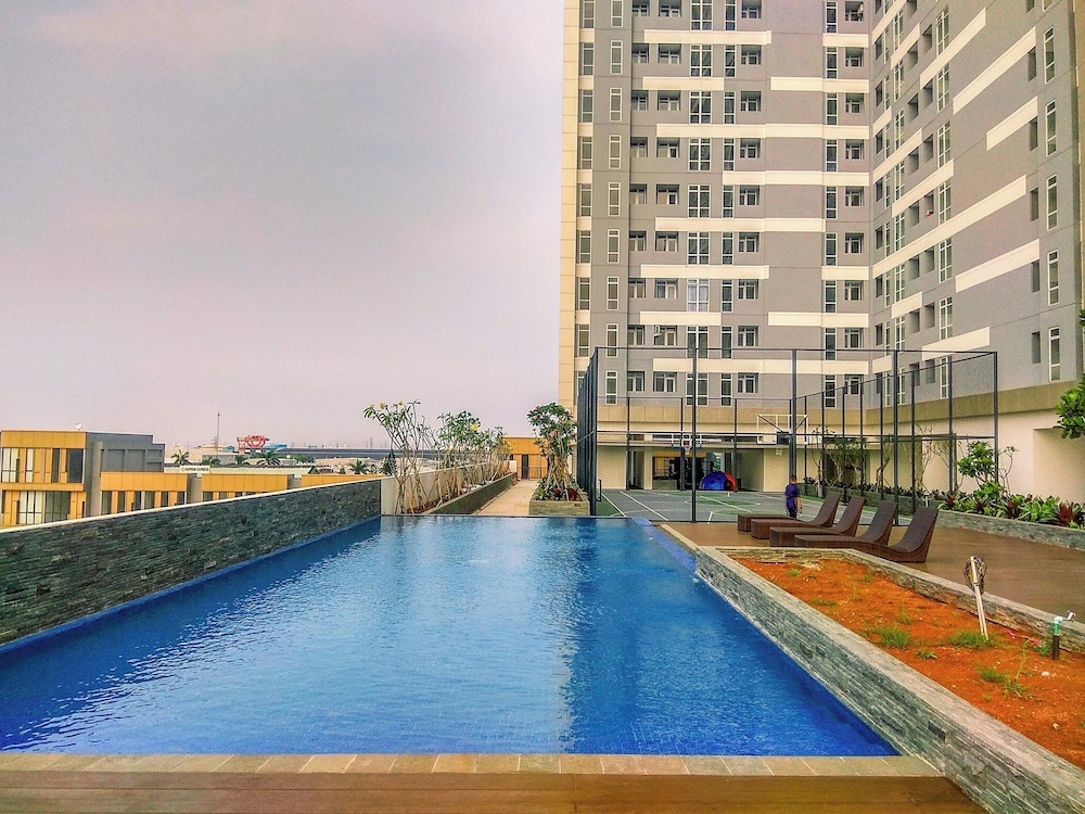 1Br At Apartment Vasanta Innopark Near Mm2100 Area