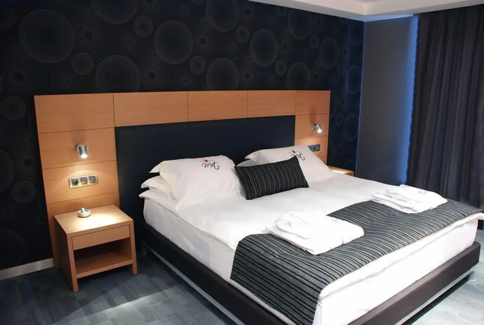 Photo - Met Hotel