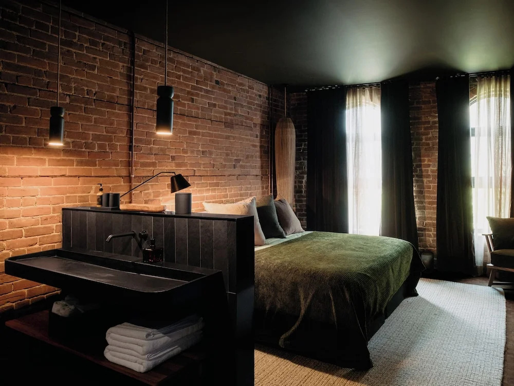 Photo - Maison Grinder