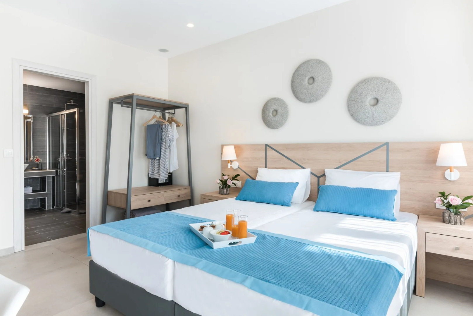 Photo - Santorini Main Square