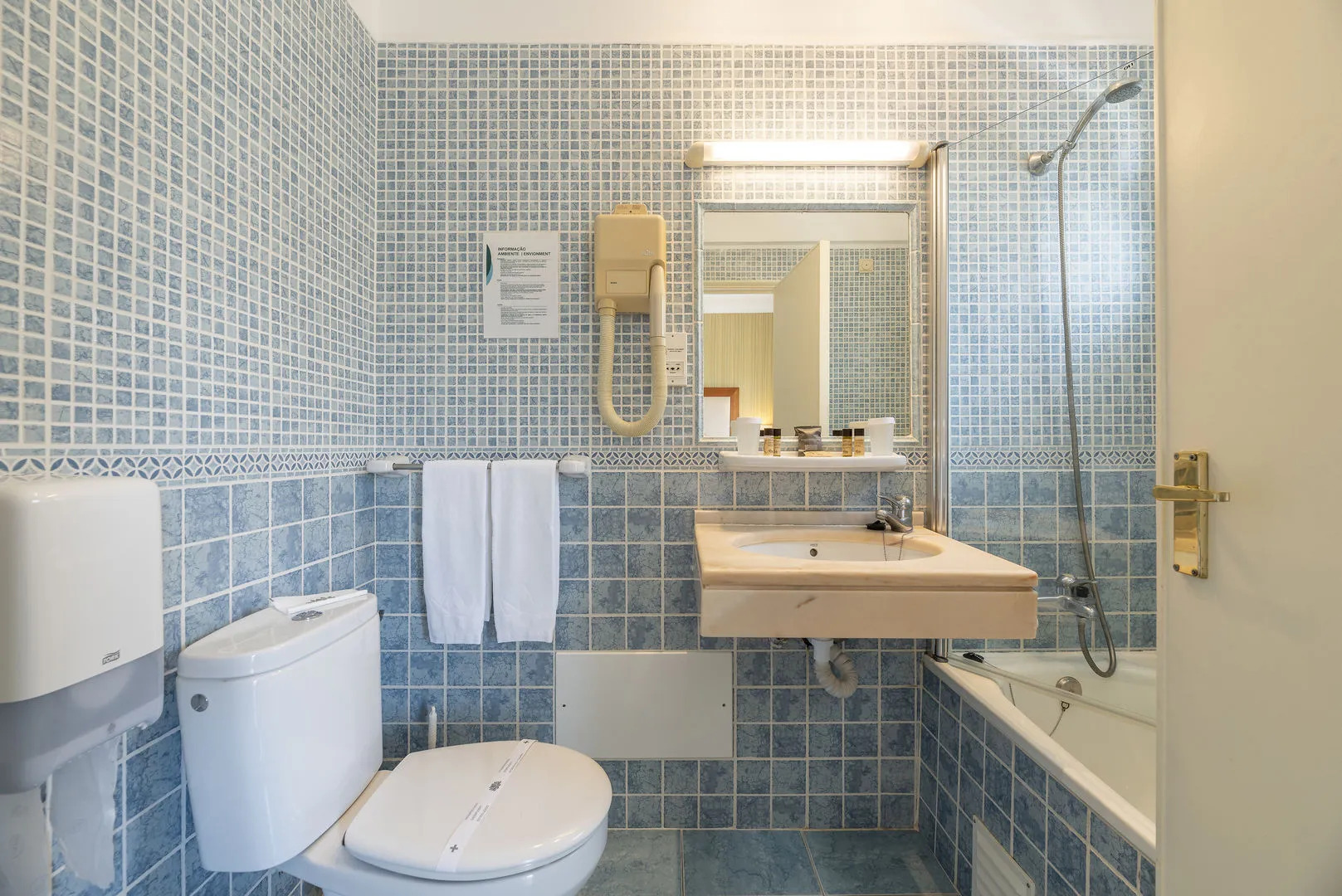 Photo - Baía Beach Hotel