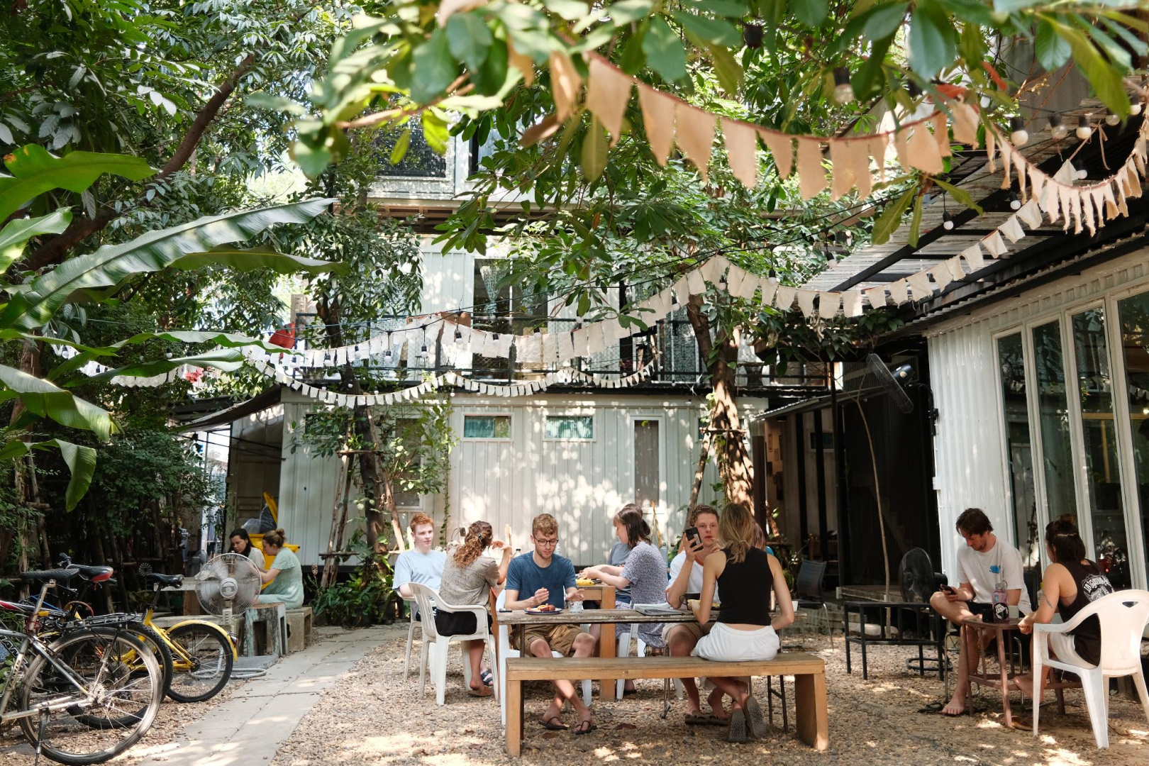 Photo - The Yard Bangkok Hostel