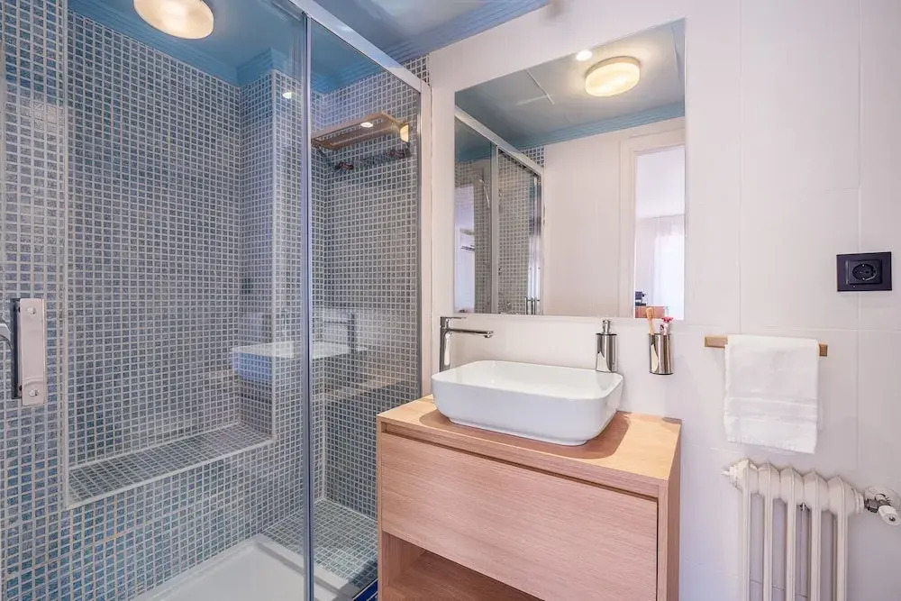 Photo - Granada Suites by Olala Homes