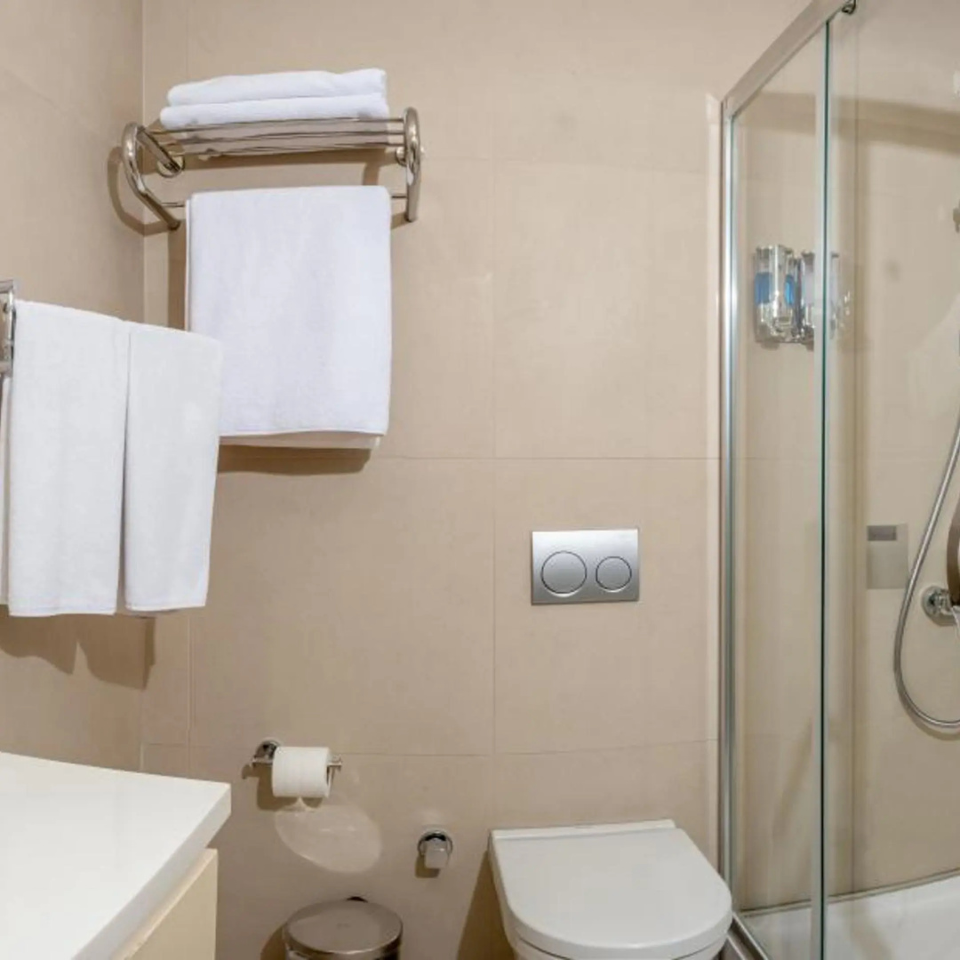 Photo - Elm Suite Hotel