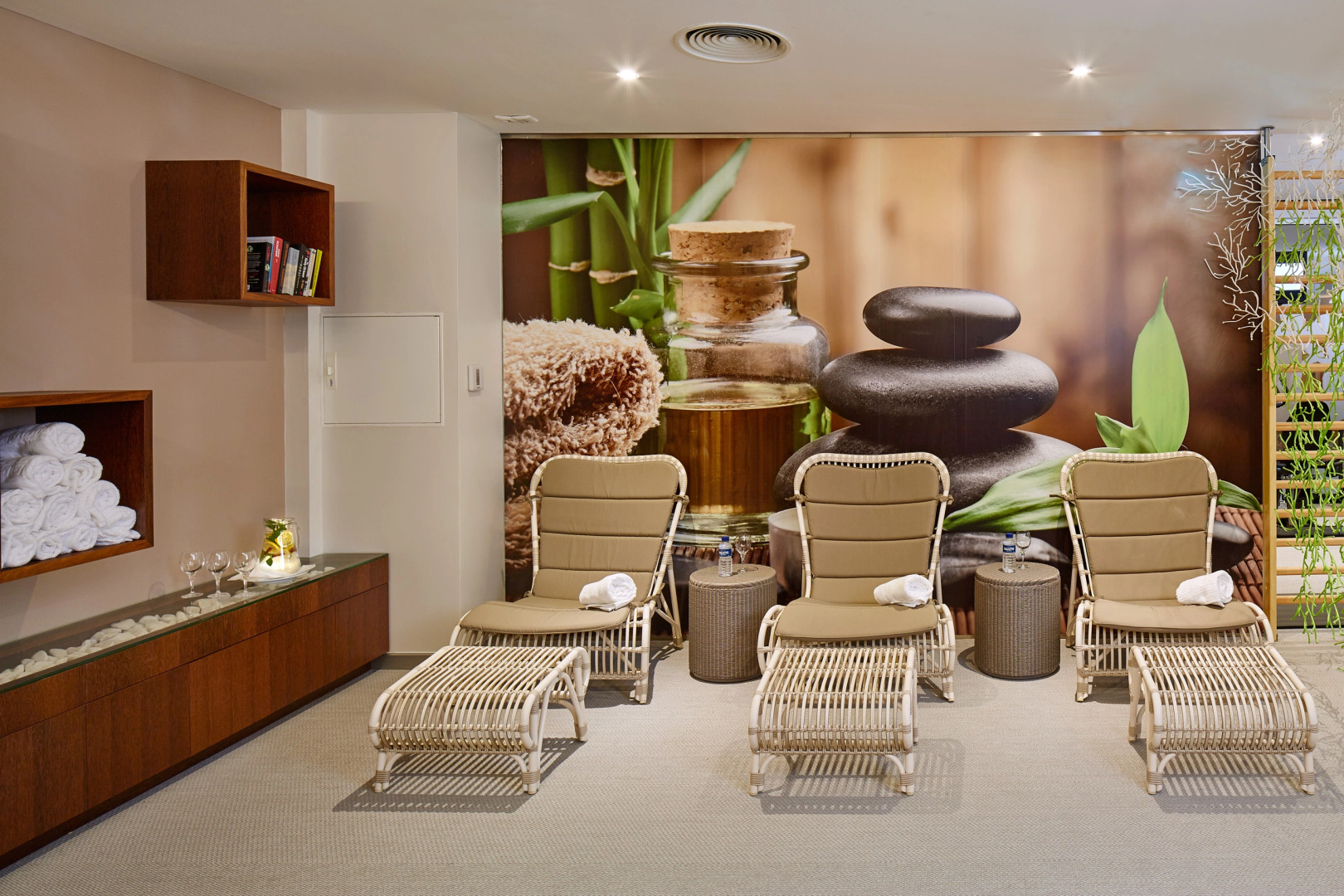 Photo - Occidental Faro