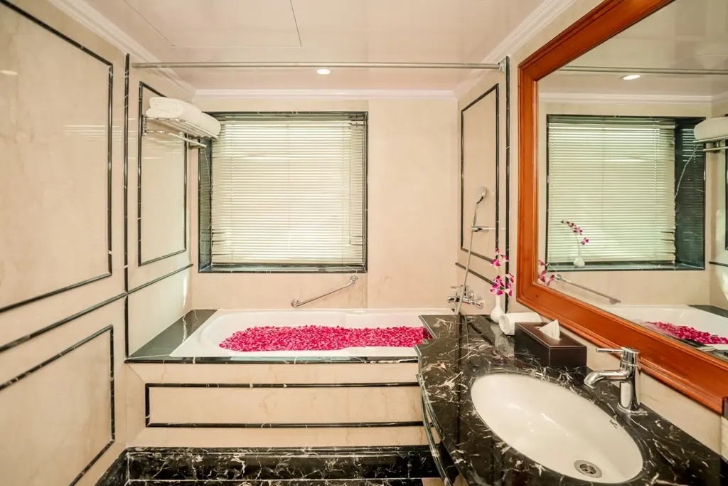 Photo - Regenta Central Lucknow by Royal Orchid Hotels Limited